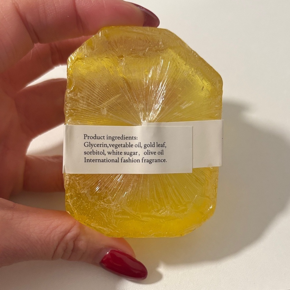 Handmade Diamond Soap - Yellow - Picture 4 of 4